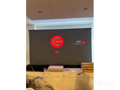 Projektor och projektorduk - Samsung The Premiere Laser Projector och Hivilux Floor Screen Ord. pris: ca 70 000 kr