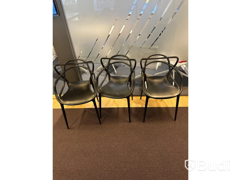 3 st stolar Kartell Masters Chair Ord. pris: ca 2500 kr/ st