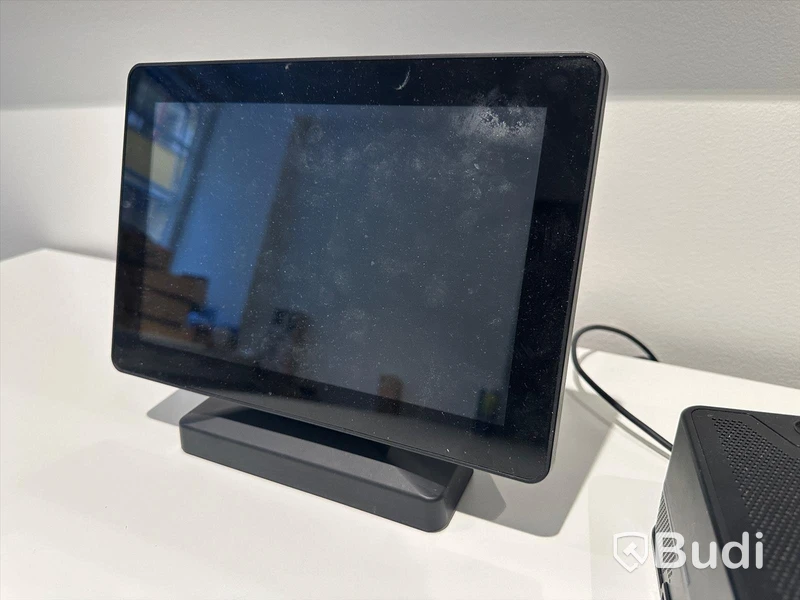Konferensutrustning - Asus Google Meet Video Conference Kit plus TV-skärm/display.