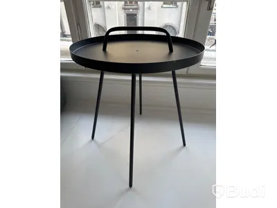Fåtölj samt soffbord - Hay Mags, grå marmorerad samt bord från Jysk, svart