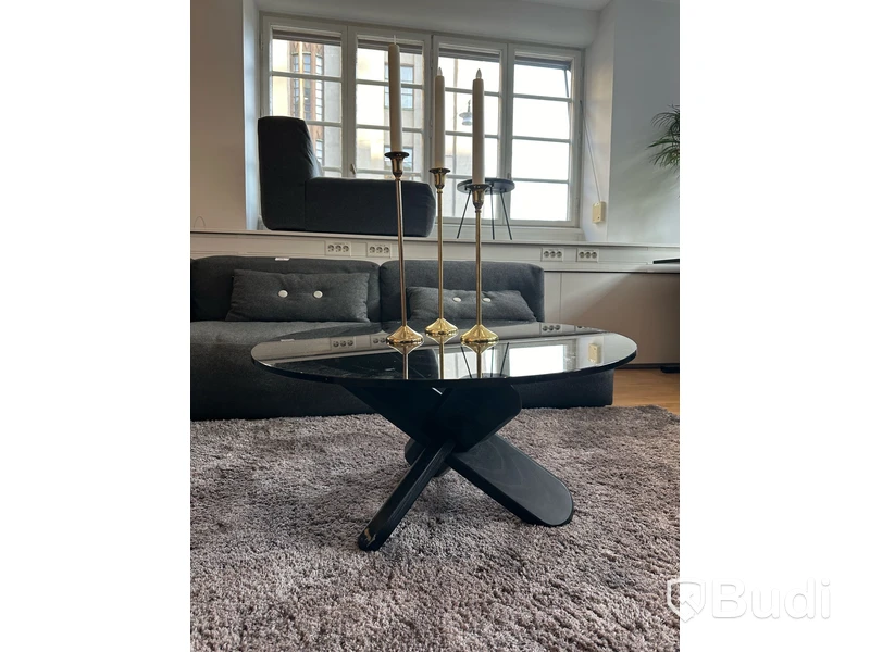 Soffbord och matta