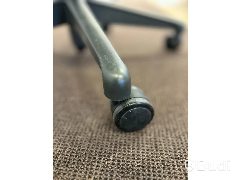 Kontorsstol - Herman Miller Aeron, mörkgrå, Ord. pris inkl. moms: 16 000 kr
