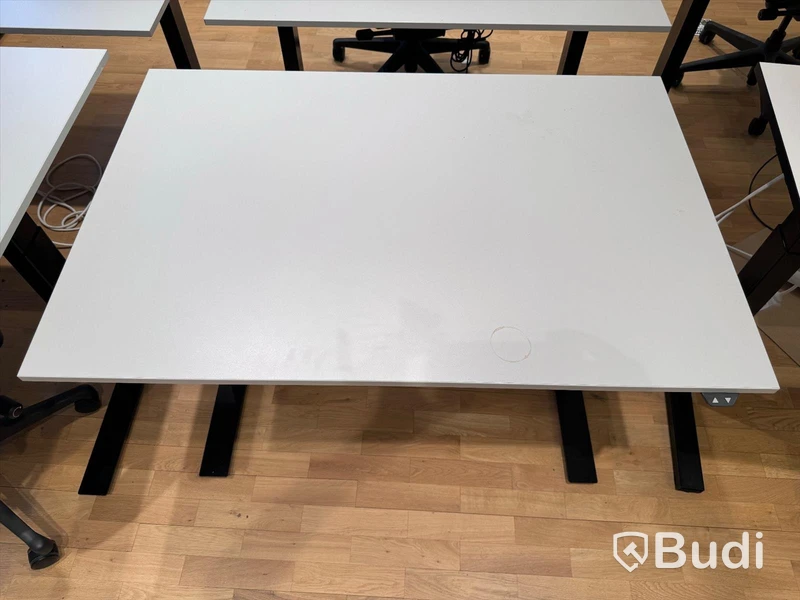 Höj- och sänkbart skrivbord 120x80 cm - ljusgrå