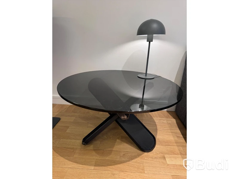 Fåtölj, soffbord samt lampa - Hay Mags grå marmorerad soffmodul, bord m svart glasskiva samt lampa Rusta