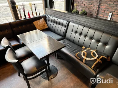 Parti med restaurangmöbler