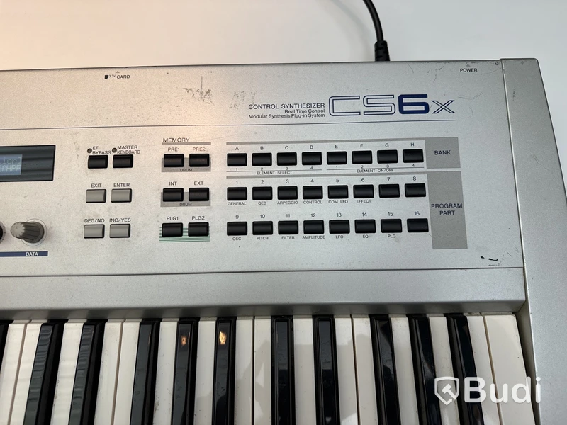 Synthesizer - Yamaha CS6X