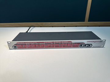 Sync Generator - Rosendahl nanosyncs HD