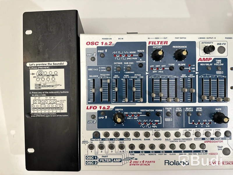Synthesizer - Roland SH-32