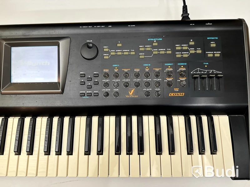 Synthesizer - Roland V-Synth