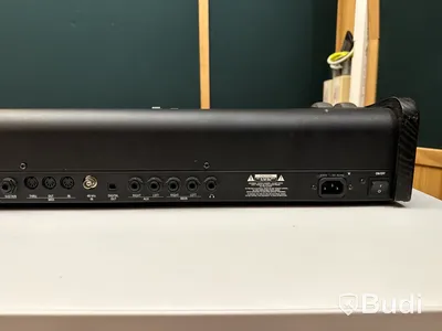 Keyboard - Alesis QS8