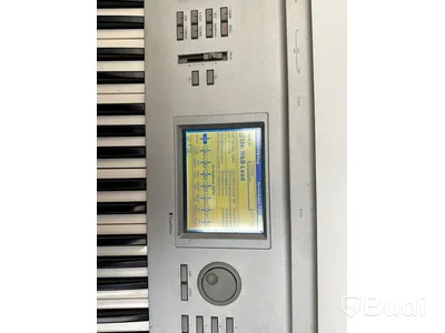 Synthesizer - Korg Triton