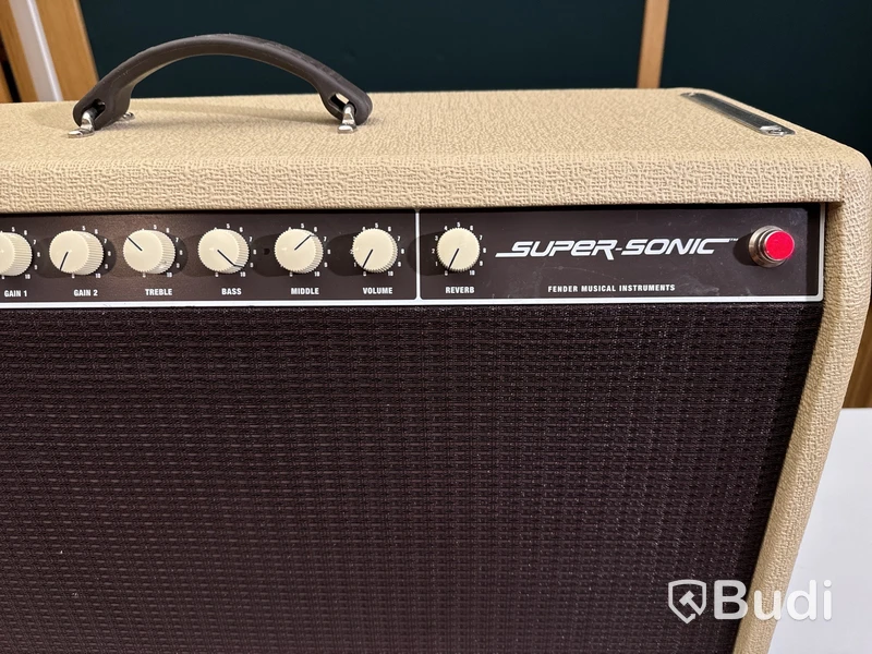 Gitarrförstärkare - Fender Super-Sonic