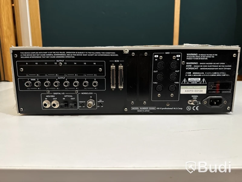 Sampler - Akai S5000