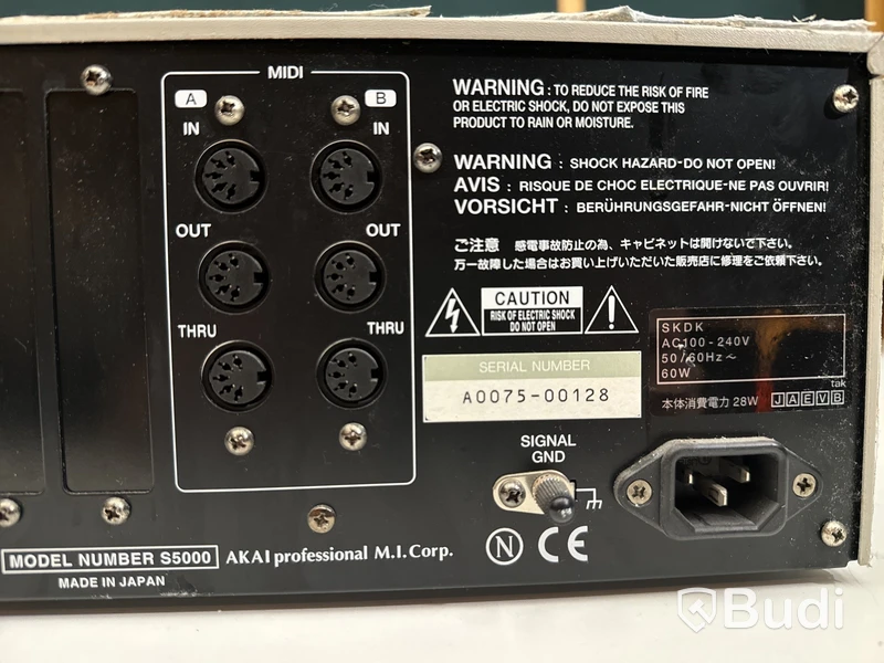 Sampler - Akai S5000