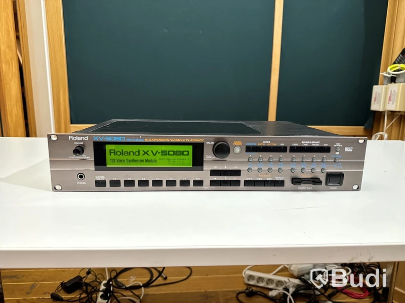 Synthesizer - Roland XV-5080