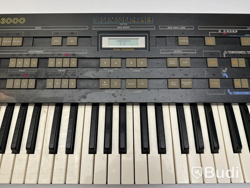 Synthesizer - Casio CZ-3000