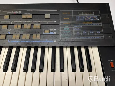 Synthesizer - Casio CZ-3000