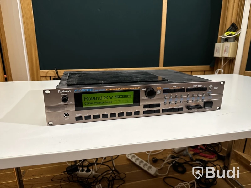 Synthesizer - Roland XV-5080