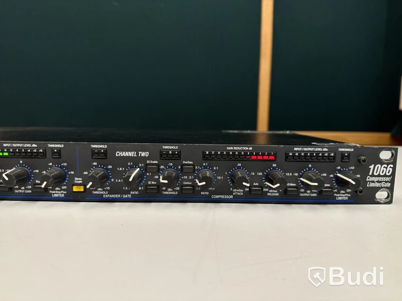 Compressor/Limiter/Gate - Dbx 1066