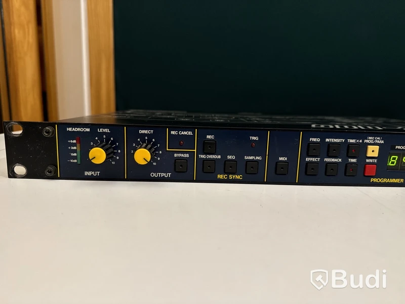 Delay - Korg SDD-2000