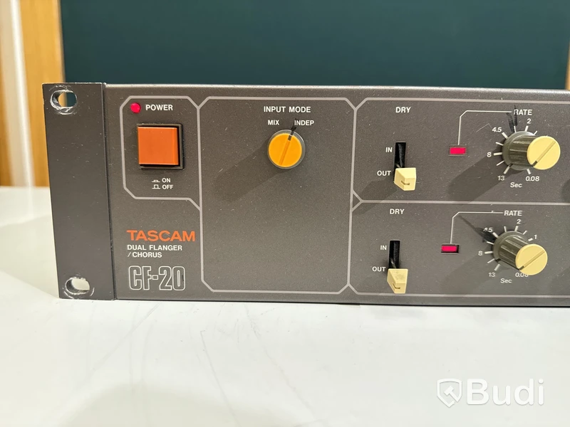 Chorus/Flanger - Tascam CF-20