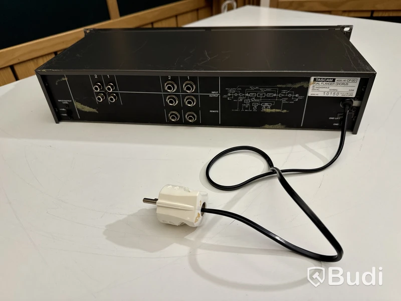 Chorus/Flanger - Tascam CF-20