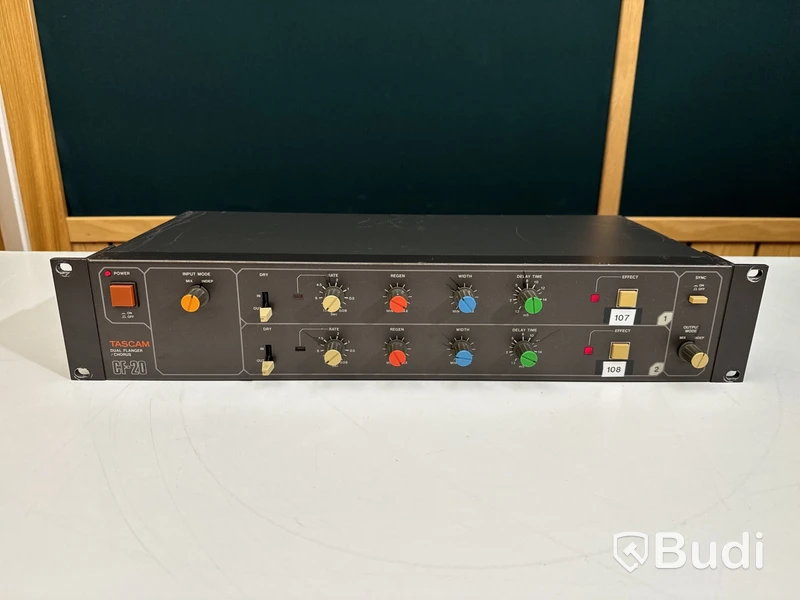 Chorus/Flanger - Tascam CF-20