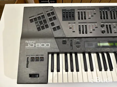 Synthesizer - Roland JD-800