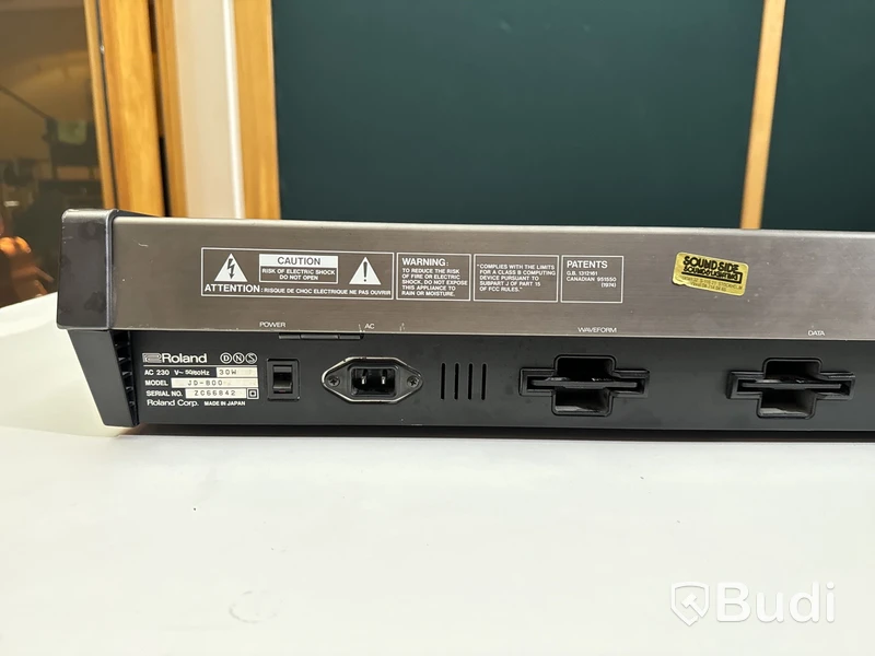 Synthesizer - Roland JD-800