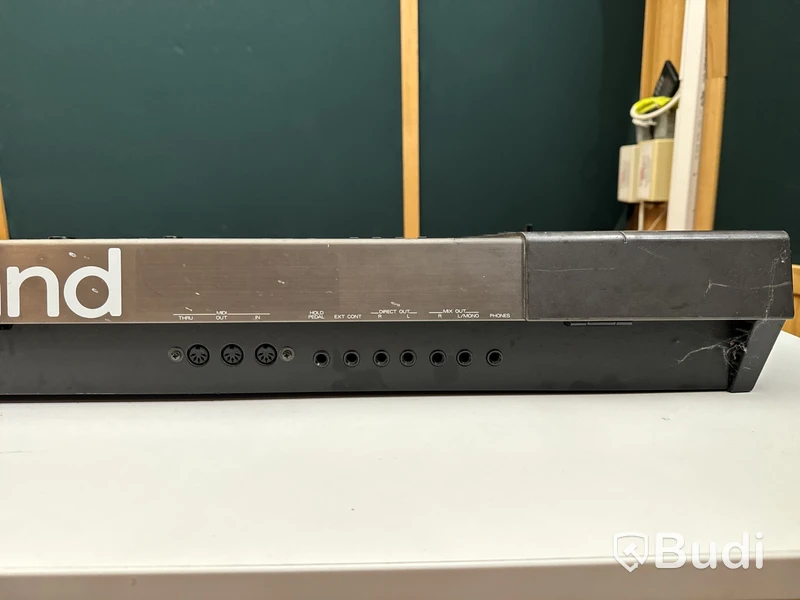 Synthesizer - Roland JD-800