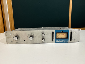 Kompressor - Urei, Universal Audio Blue Stripe 1176B