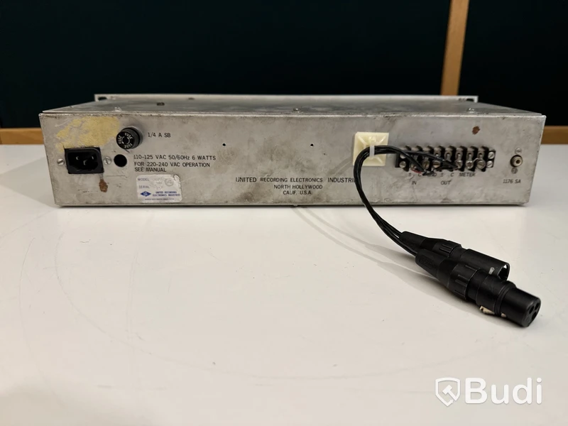 Kompressor - Urei, Universal Audio Blue Stripe 1176B