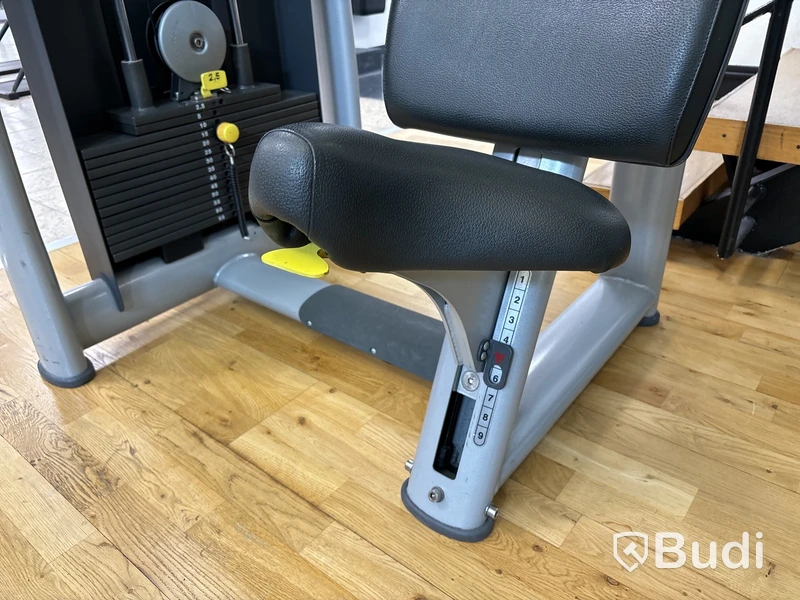 Shoulder Press, TechnoGym