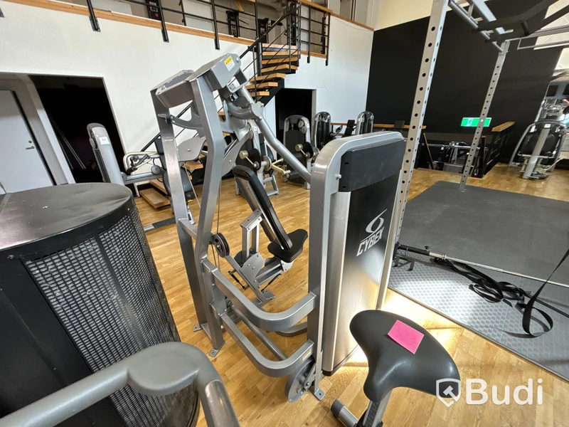 Eagle Chest Press, Cybex