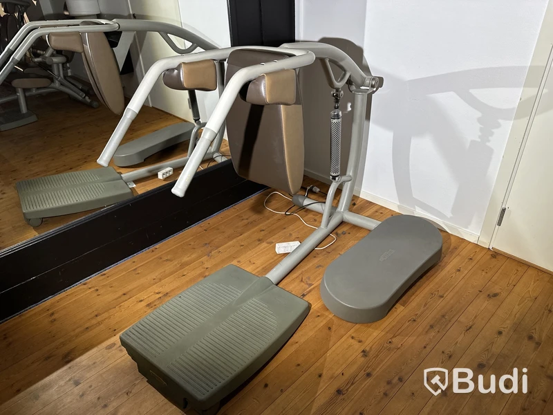 9 st Gymmaskiner Technogym