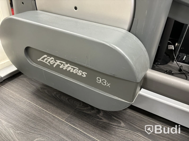 Crosstrainer LifeFitness 93x