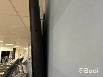 4 st mediaskärmar