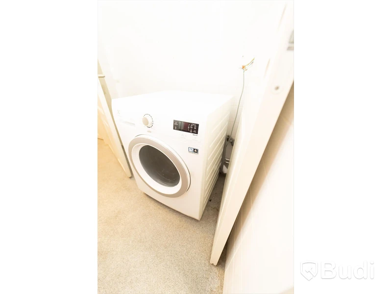 Kombinerad tvättmaskin och torktumlare Electrolux Invertertechnology 1600 RPM