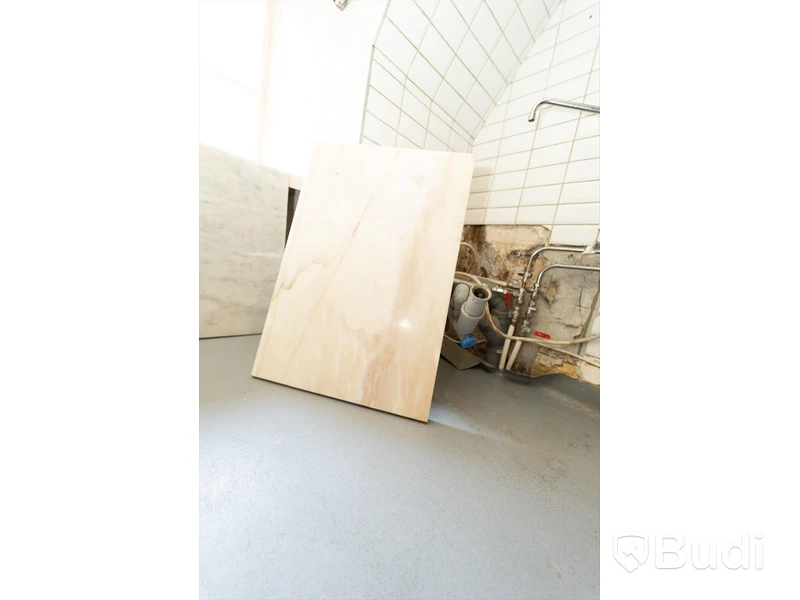 Marmorskivor 2st totalt varav 1st 55x80cm, 1st 100x70
