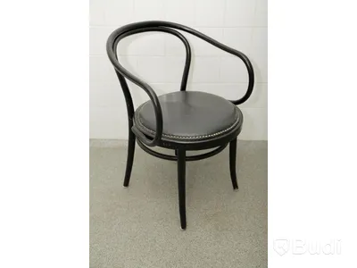 Set om 3 stycken stolar av märket Ton