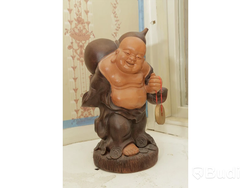 Buddhafigur i trä
