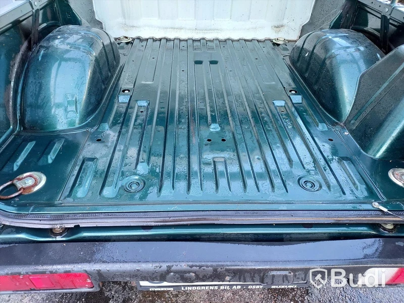 Suzuki Samurai pickup 1,9TD 4wd 2001 1792 mil nybesiktigad