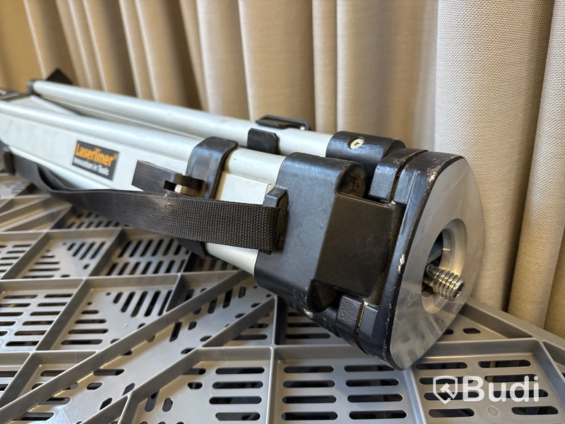 Krysslaser med stativ Laserliner Aquapro