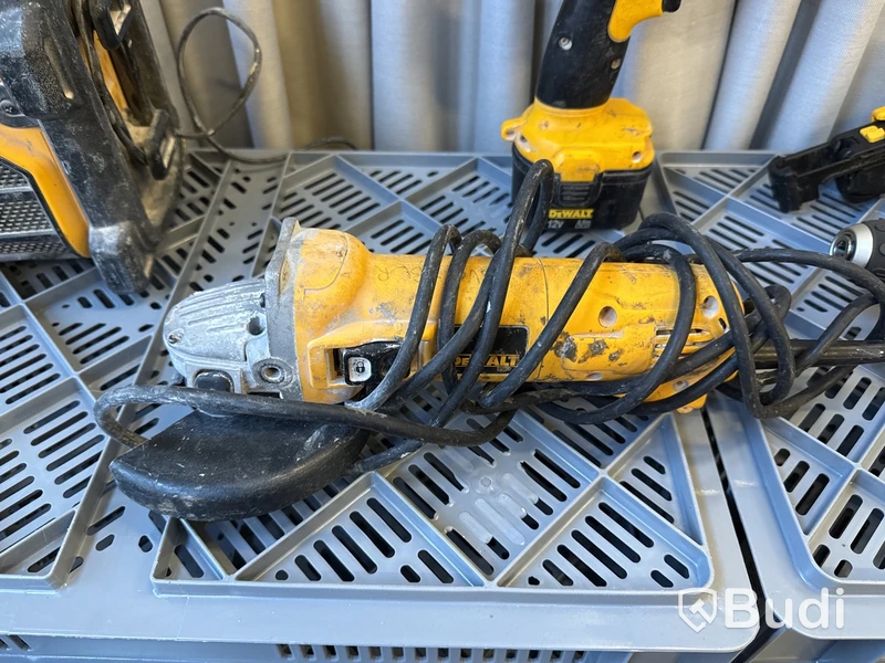6 st elhandmaskiner Dewalt