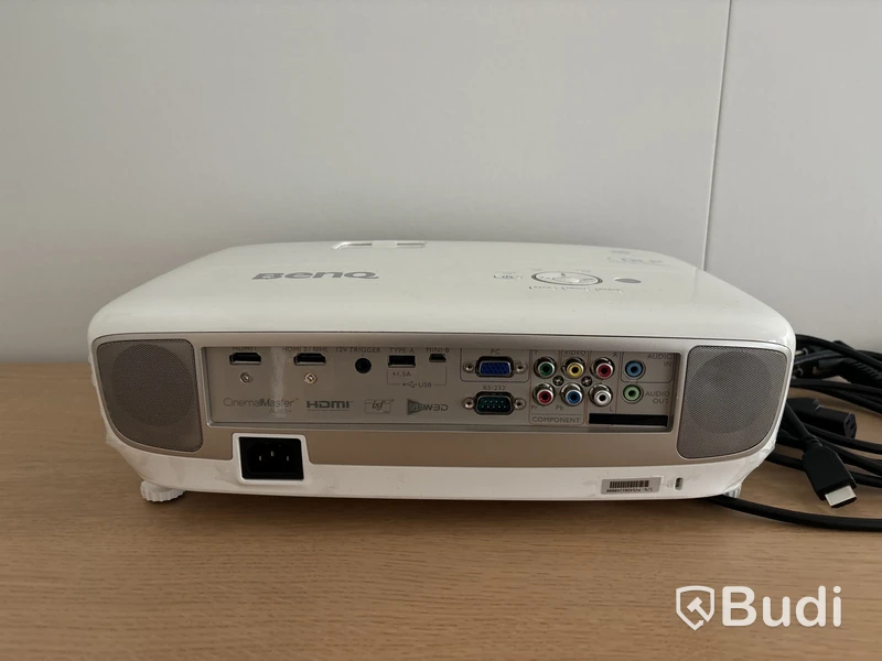 Projektor Benq W2000