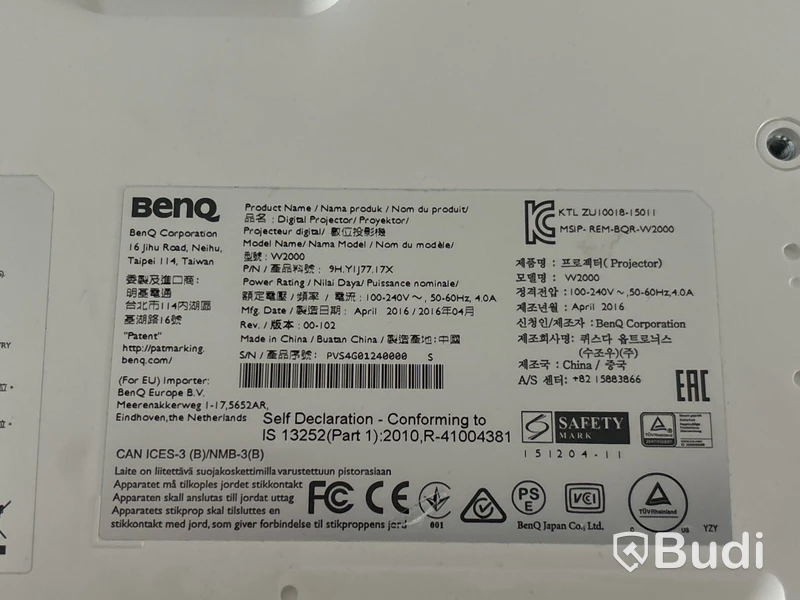 Projektor Benq W2000