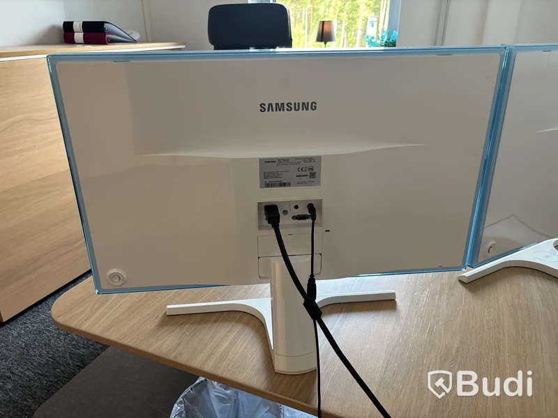 2 st 27” monitorer Samsung S270370D