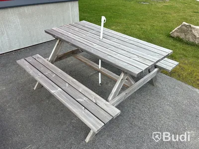 2 st bänkar