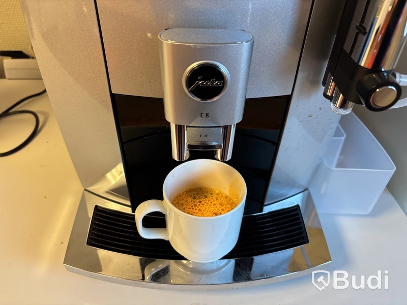 Kaffemaskin Jura E8