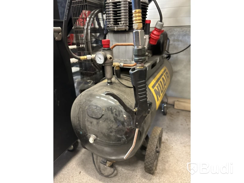 Kompressor Nuair 200 liter med luftvinda